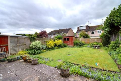 52 Oldfields Crescent, Great Haywood, Stafford, ST18 0RW