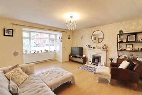 4 bedroom detached house for sale, Ladybridge Avenue, Manchester M28