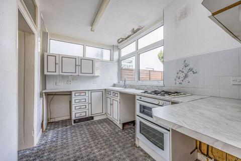 3 bedroom terraced house for sale, Alverstone Road, Southsea
