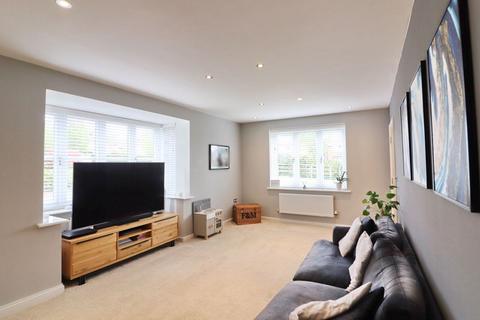 5 bedroom detached house for sale, Burgess Way, Manchester M28