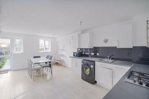 undefined, George Lovell Drive, Enfield EN3