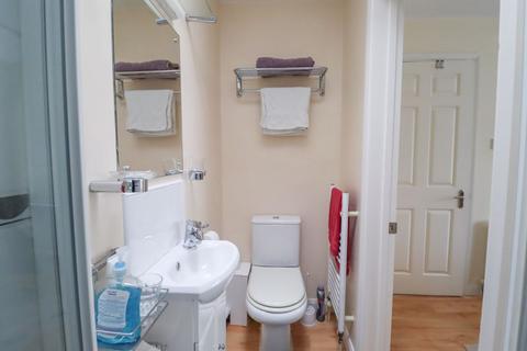1 bedroom in a house share to rent, South View Road, Benfleet