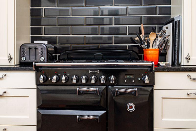 Breakfast kitchen