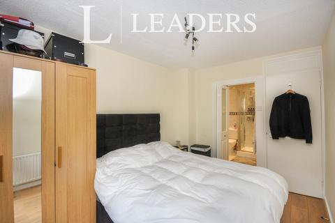 2 bedroom flat to rent, Andace Park, Widmore Road, Bromley, BR1