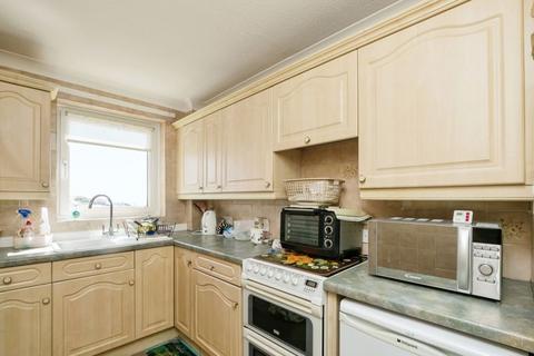 2 bedroom flat for sale, De la Warr Parade, Bexhill-on-Sea TN40