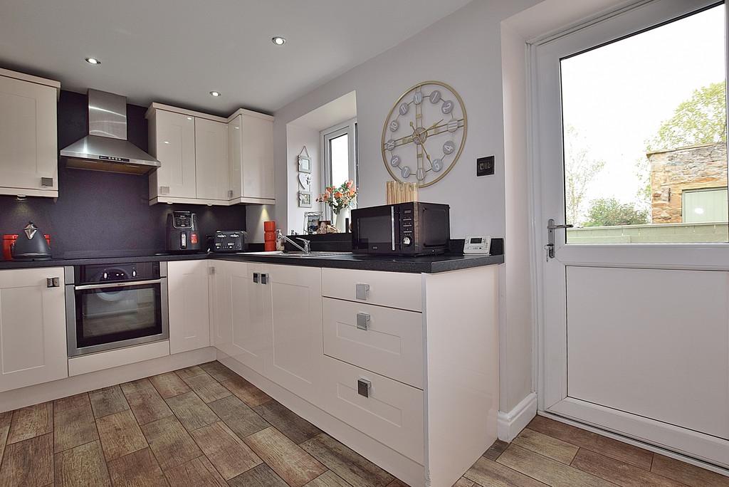Kitchen 01