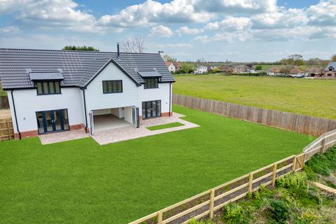 4 bedroom detached house for sale, Mulroy, Ashfield Road, Elmswell, Bury St Edmunds, Suffolk