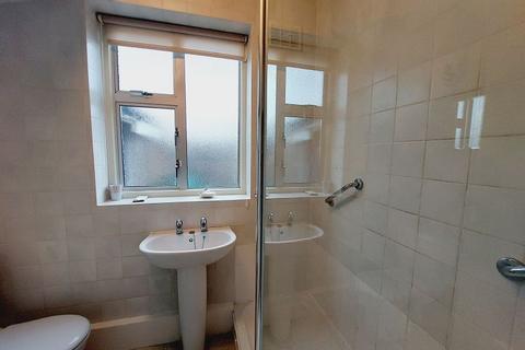58 Gatesden Road, Fetcham, Leatherhead, KT22 9QR