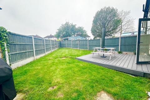 3 bedroom end of terrace house for sale, Haydens Close, Orpington, Kent, BR5 4JE