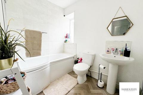 38 Llanwonno Road, Mountain Ash, CF45 3NB
