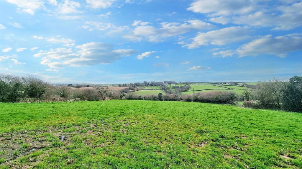 Launceston, Cornwall 4 bed detached house for sale £675,000
