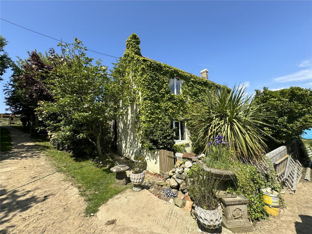 Launceston, Cornwall 4 bed detached house for sale £675,000
