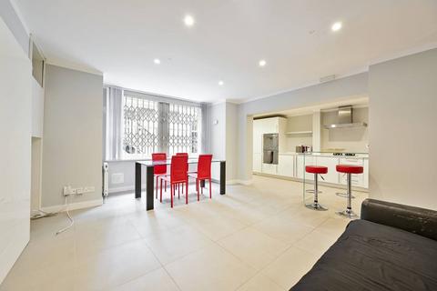 2 bedroom flat for sale, Redcliffe Gardens, Chelsea, London, SW10