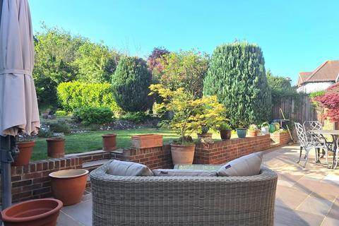 3 bedroom detached house for sale, Kingsdown Avenue, South Croydon, CR2