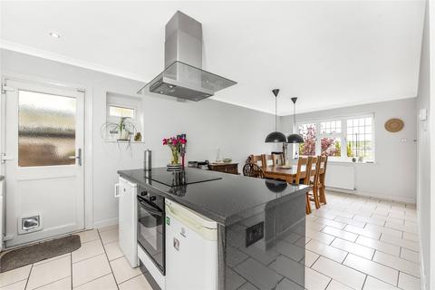 3 bedroom detached house for sale, Kingsdown Avenue, South Croydon, CR2