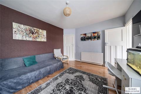 2 bedroom apartment for sale, Locket Road, Harrow, Middlesex