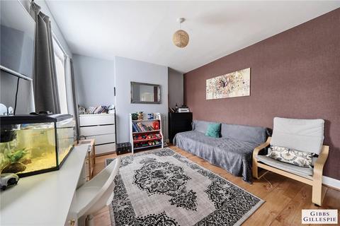 2 bedroom apartment for sale, Locket Road, Harrow, Middlesex