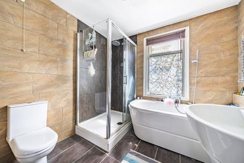 67 Tewson Road, London, SE18 1BB