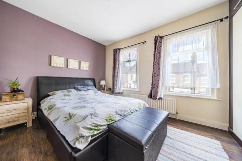 67 Tewson Road, London, SE18 1BB