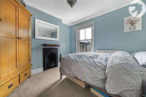4 Park Terrace, Greenhithe, DA9 9EL
