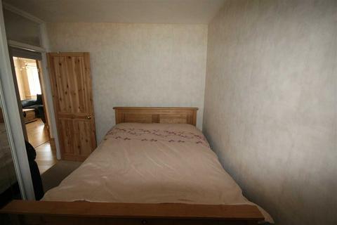 3 bedroom flat to rent, Harrow HA1