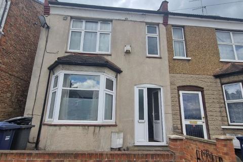 3 bedroom semi-detached house to rent, Arnos Grove