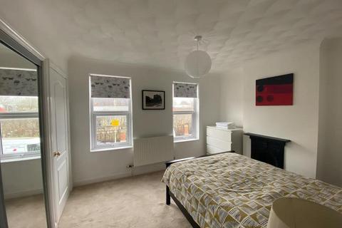 undefined, Linden Road, Gloucester GL1