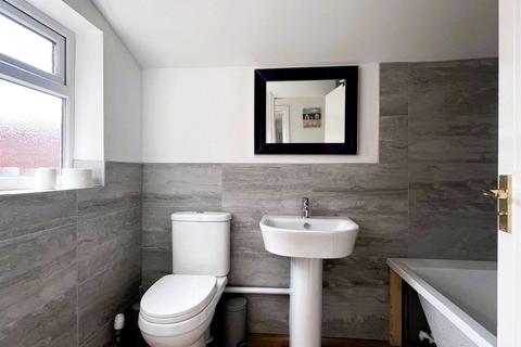 undefined, Linden Road, Gloucester GL1