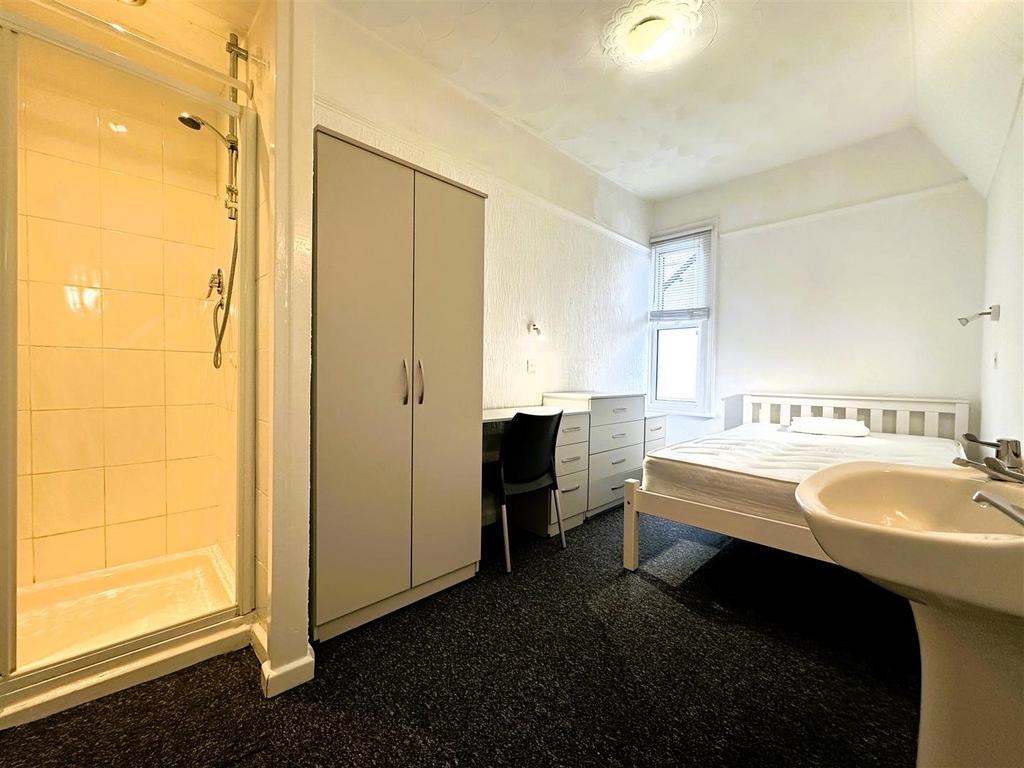 Room I.jpg
