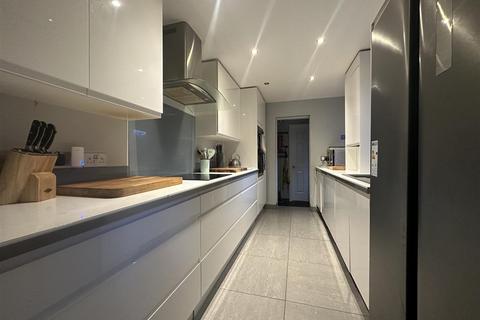 undefined, Henry Street, Gloucester GL1