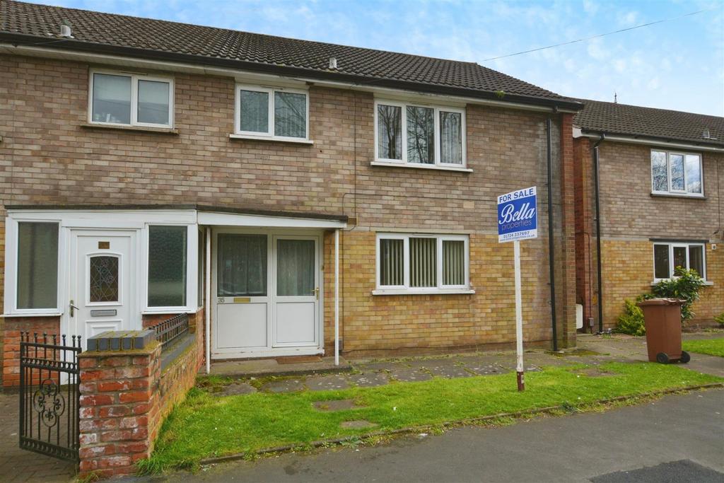Skelton Road, Scunthorpe 3 bed semidetached house for sale £110,000