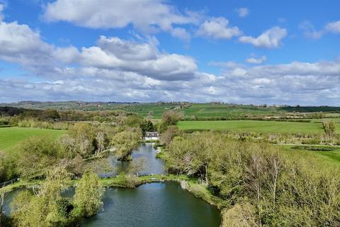 3 bedroom detached house for sale, Stow Road, Nr Bledington, Chipping Norton