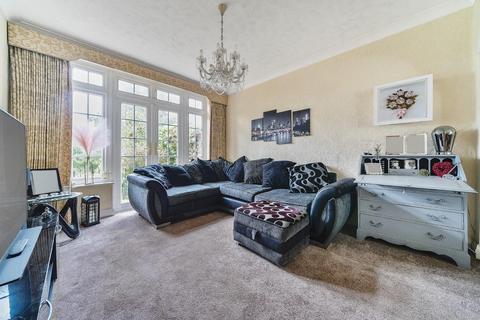 4 bedroom semi-detached house for sale, Mottingham Gardens, London