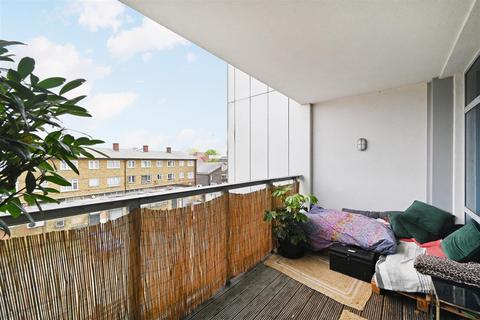 1 bedroom apartment for sale, Iona Tower, Ross Way, E14