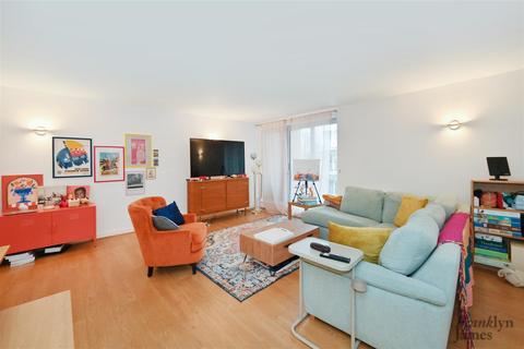 1 bedroom apartment for sale, Ionian Building 45 Narrow Street, London