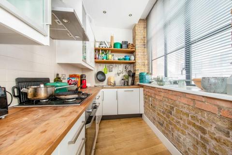 2 bedroom apartment to rent, Thrawl Street, London, E1