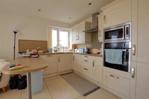 2 bedroom apartment for sale, Broadway House, Hornsea