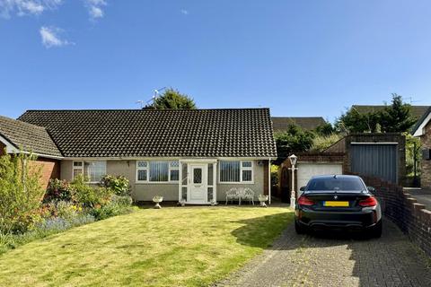 2 bedroom semi-detached bungalow for sale, Greenhaven Rise, Llandough