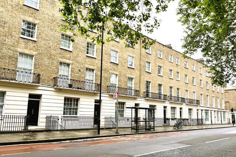 3 bedroom apartment to rent, Regents Park, London NW1