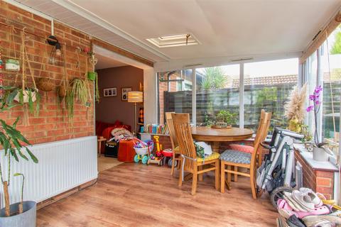 2 bedroom semi-detached bungalow for sale, Gipsy Lane, Earley, Reading