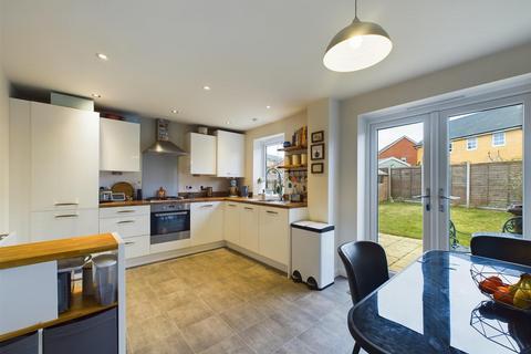 6 Britannia Road, Griston, Thetford, IP25 6FU
