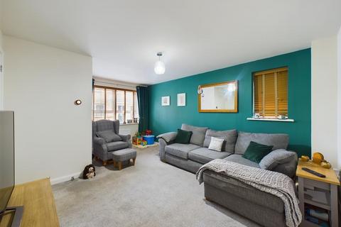 6 Britannia Road, Griston, Thetford, IP25 6FU
