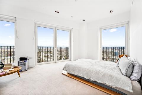 3 bedroom apartment for sale, Exchange Gardens, London, SW8