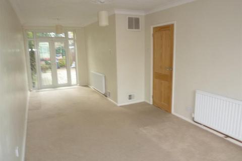 3 bedroom terraced house to rent, Dassett Road, Bentley Heath, Solihull, West Midlands