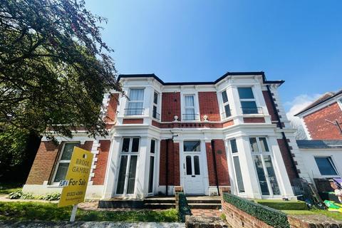 1 bedroom flat for sale, Birley House, 13 College Road, Eastbourne BN21