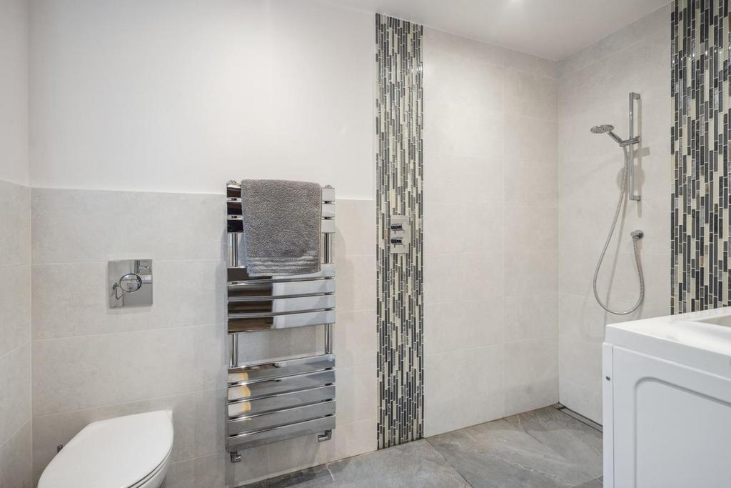Ground Floor Ensuite