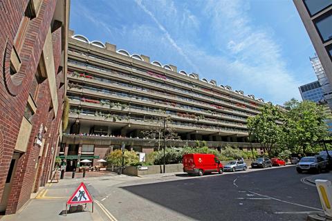 2 bedroom flat to rent, Andrewes House, London EC2Y