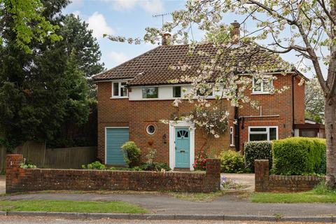 3 bedroom house for sale, Ringley Park Road, Reigate