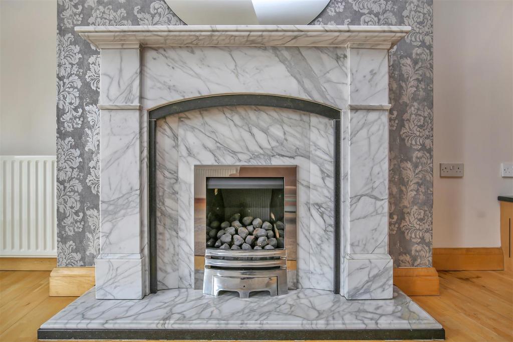 Fireplace.jpg