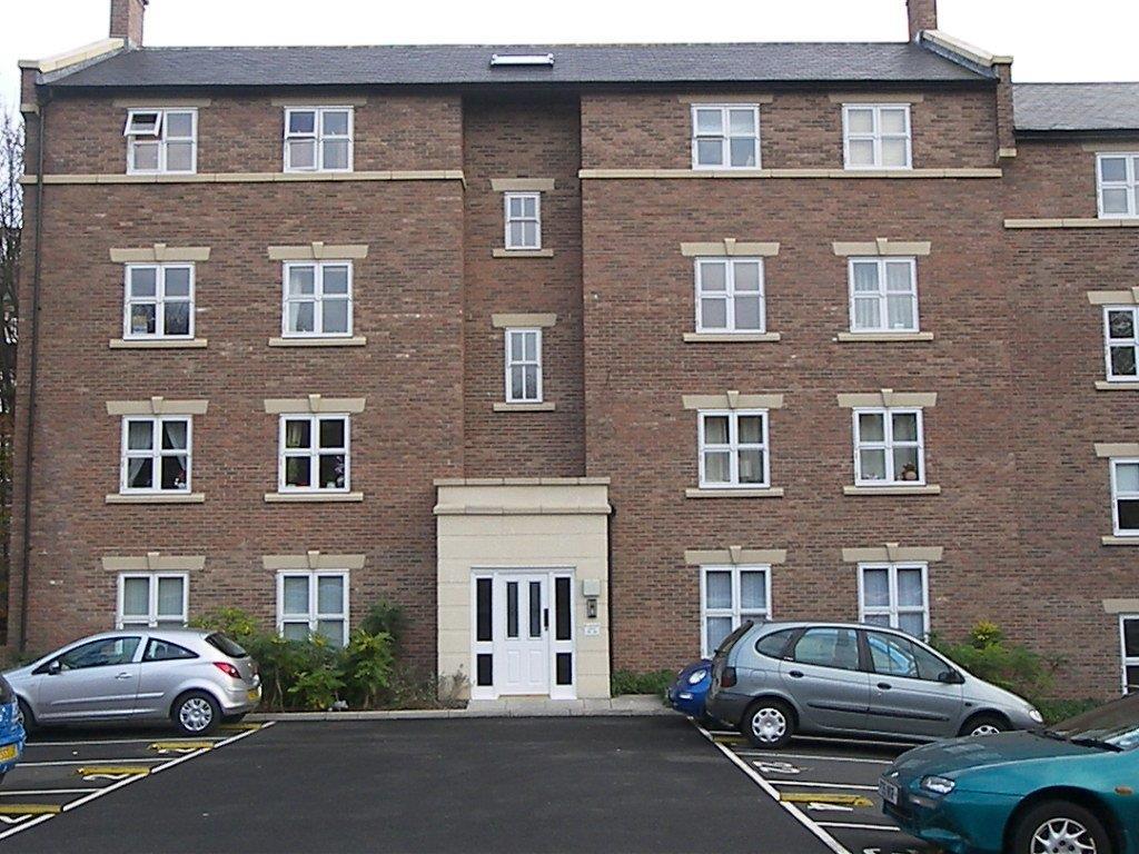 Blandford Court Newcastle Upon Tyne... 2 bed flat £900 pcm (£208 pw)